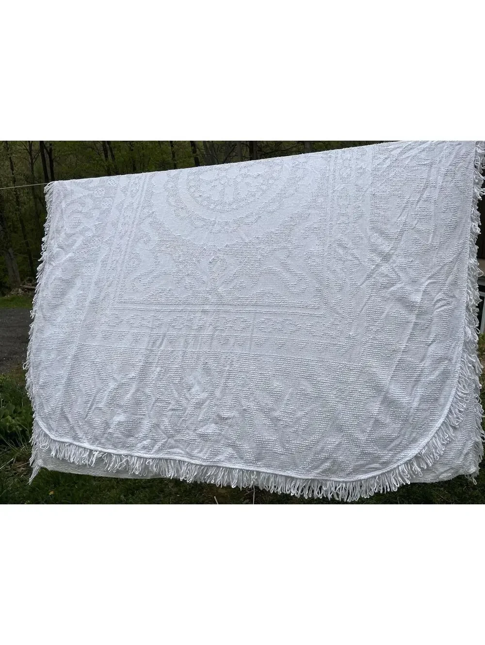 72x101” Bates White Vintage Hobnail Chenille Bedspread Coverlet Twin Comforter